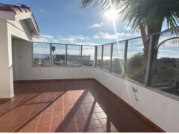 Third floor terrace with ocean view at Mind-U