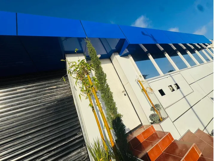 Main entrance at Mind-U